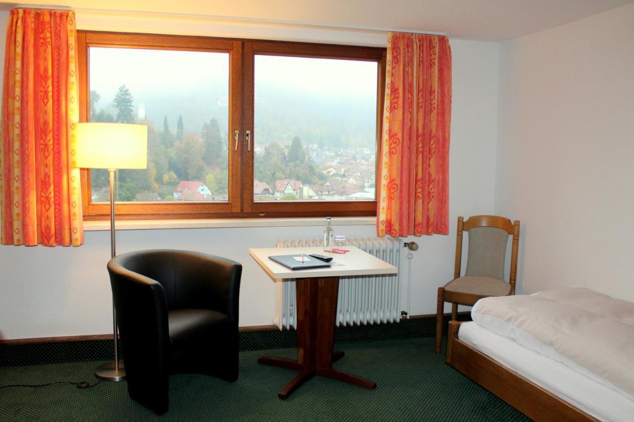 Hotel Am Bad-Wald Bad Liebenzell Exterior photo
